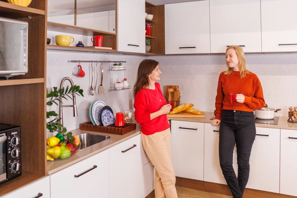 Linha Agata branca como opção de cozinha para festas