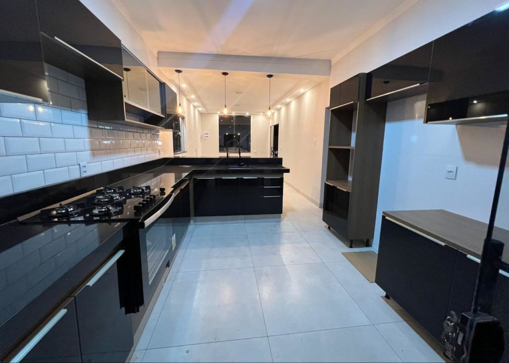 Móveis de cozinha da linha Lux da Madesa