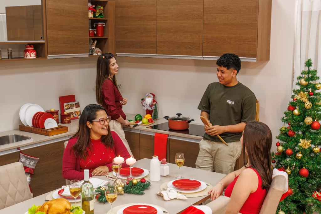 Decoração de Natal em Mesa de Jantar Madesa