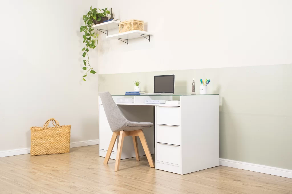 Escrivaninha Chicago para ambientes compactos