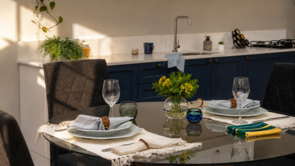 Sala de jantar para reunir em cozinha madesa