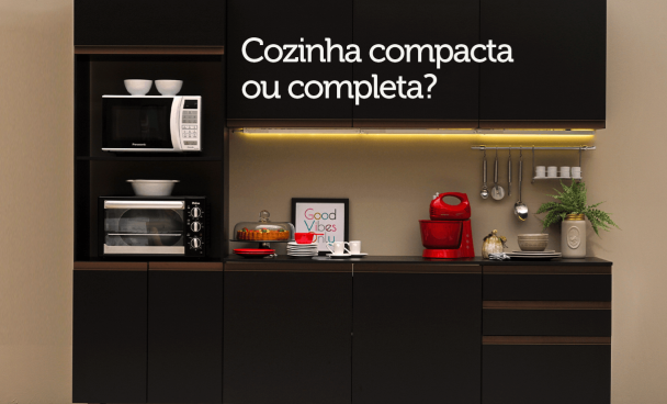 Cozinha completa Reims preta da Madesa com eletrodomésticos e utensílios vermelhos.