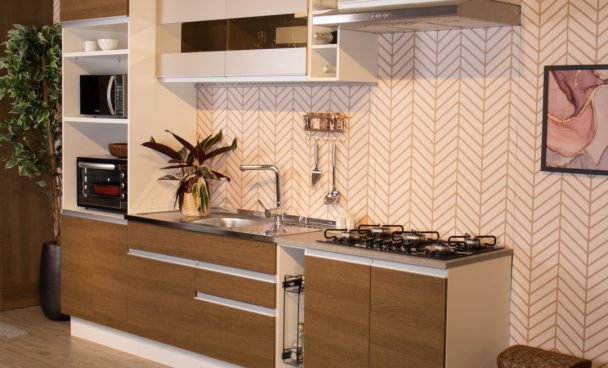 Cozinha da linha Glamy nas cores Rusic/Branco