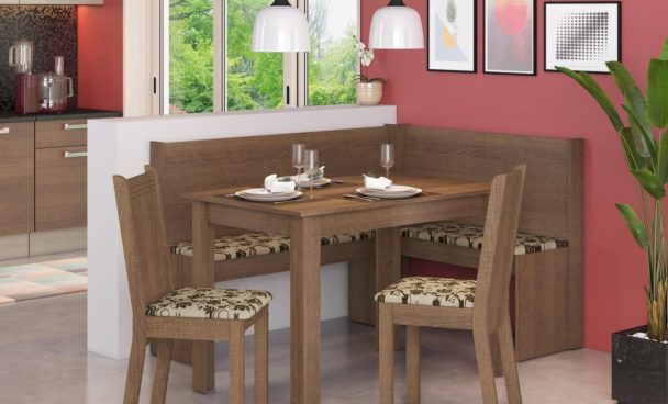 A imagem ilustra um canto alemão moderno composto por uma mesa, duas cadeiras e dois banco de dois lugares cada.