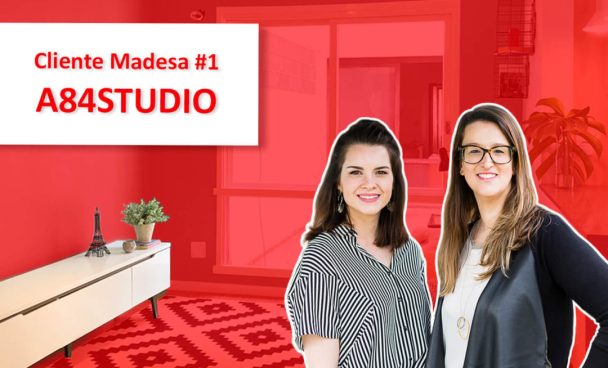 Arte gráfica onde aparecem as Arquitetas Luisa e Mirela e também o rack da linha Reims, personagens principais da entrevista.