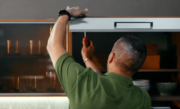 Entenda como montar móveis de cozinha