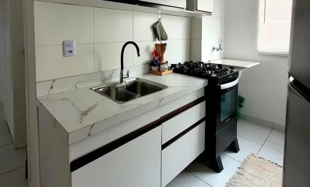 Cozinha simples e pequena