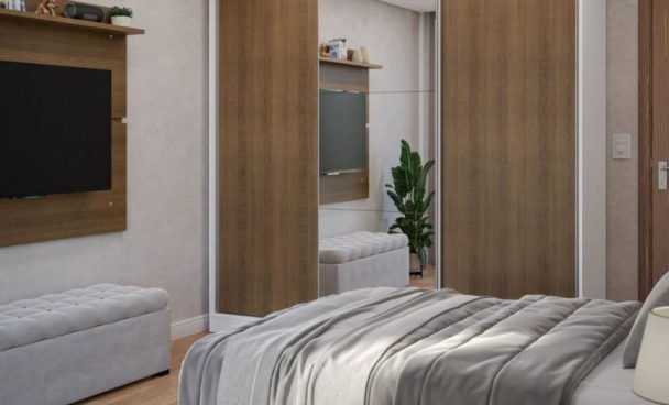renderização de quarto com cama de casal e lençois cinza, painel de tv e guarda-roupas Madesa com portas e detalhes em madeira.